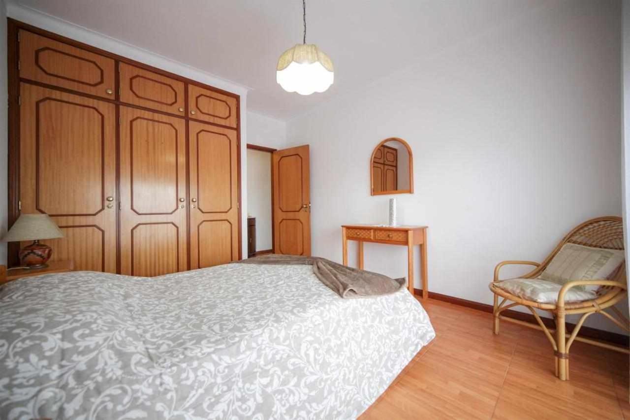 Апартаменты Apartamento Edumar Вила-ду-Конди Экстерьер фото