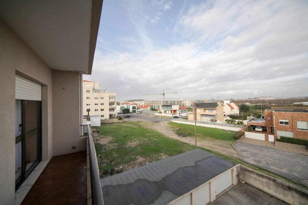 Апартаменты Apartamento Edumar Вила-ду-Конди Экстерьер фото
